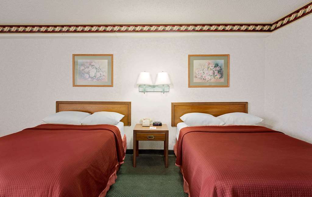 Howard Johnson By Wyndham Lexington Room photo
